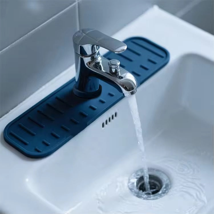 Multifunctional Silicone Sink Splash Guard – With Built-In Organizer