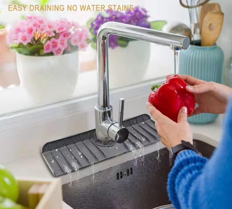 Multifunctional Silicone Sink Splash Guard – With Built-In Organizer